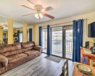 Seaside Corpus Christi Condo at The Villa del Sol! - Corpus Christi - Sala de estar