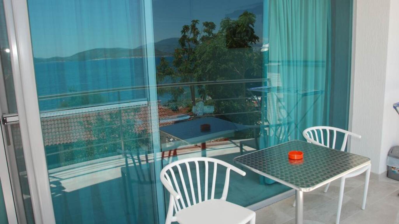 Oceanic Overview Suites