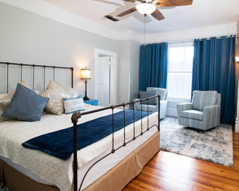 Sweetwater Branch Inn - Gainesville, Fl - Gainesville - Bedroom