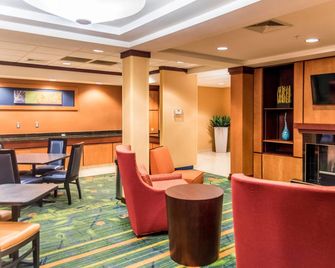 Fairfield Inn & Suites by Marriott Muskegon Norton Shores - Muskegon - Lounge
