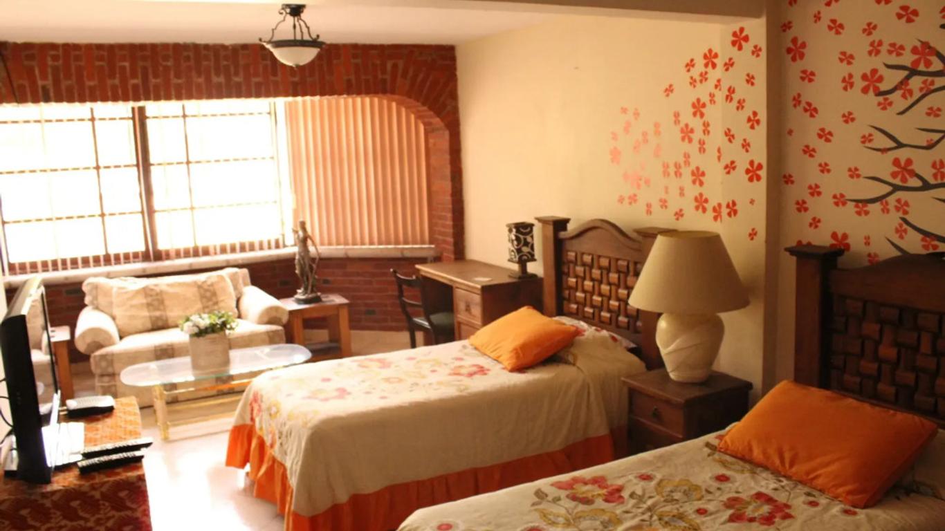Hostal La Encantada