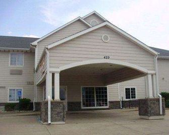 Rodeway Inn Salina North - Salina - Building