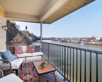 Rivertowne Escape Downtown Knoxville - Knoxville - Balcony
