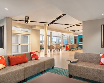 Avid Hotel Boston Logan Airport - Revere By IHG - Revere - Salónek