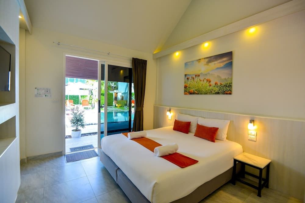 Phuket Airport Hotel - Sakhu