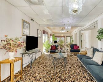 King Bed Accessible|grenada Ms - Grenada - Lobby