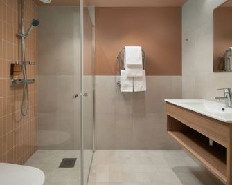 Sky Hotel Apartments Stockholm - Stockholm - Kamar Tidur