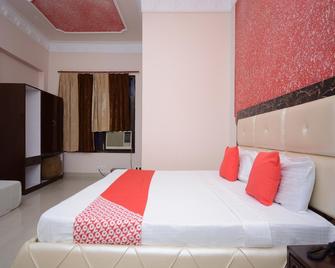 OYO 30358 Hotel Asia Palace - Pathānkot - Bedroom