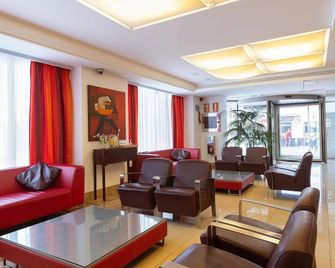 Invisa Hotel La Cala- Adults Only - Santa Eulària des Riu - Lounge