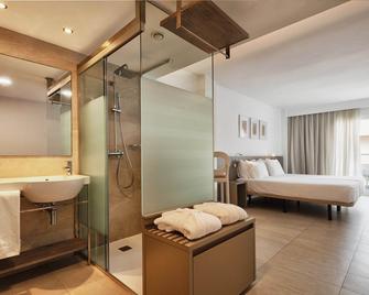 إوروستارس بويرتو دي إيبيزا - ايبيزا - غرفة نوم