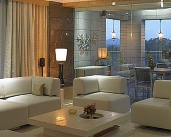 Royal Orchid Central Kireeti-Hampi Hospet - Hosapete - Lounge