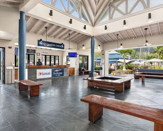 Moorings Yacht Club - Road Town - Lobby