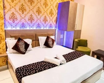 Hotel 7pm - Phagwara - Habitación