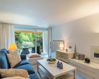 Ferienwohnung Götz - Bad Liebenzell - Huiskamer