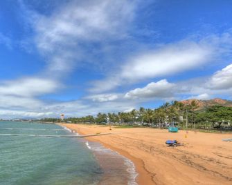 Billabong Lodge Motel - Townsville - Strand
