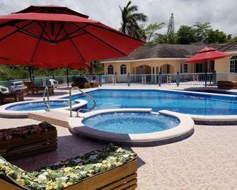 North Star Villas - Saint Ann’s Bay - Piscine