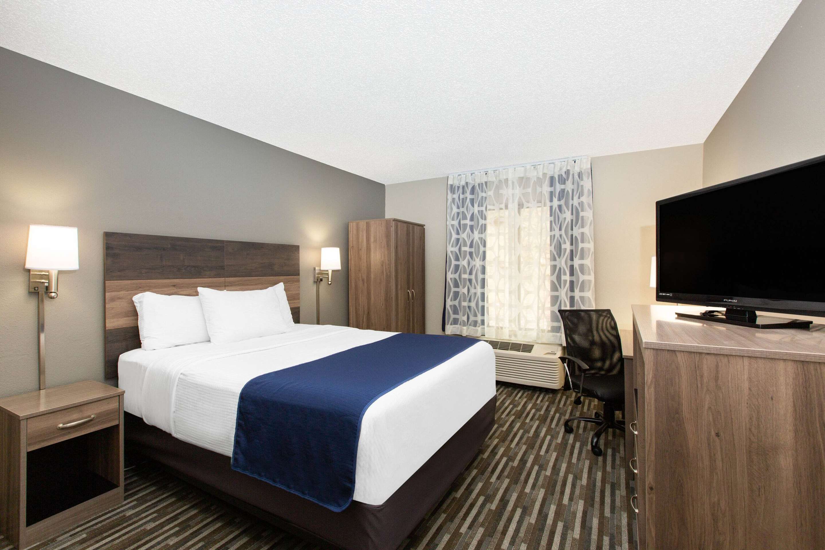 Days Inn & Suites by Wyndham Wisconsin Dells - Wisconsin Dells - Habitación