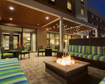 Home2 Suites by Hilton Champaign / Urbana - Champaign - Edificio