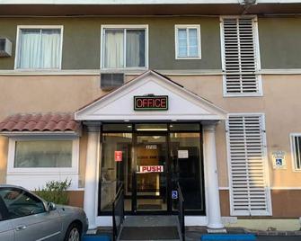 Encore Inn Inglewood - Inglewood - Edificio
