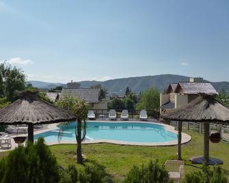 Cabañas Brisa Del Lago - Villa Carlos Paz - Pileta