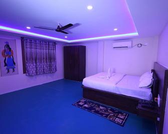 Shriman Valley - Konark - Bedroom