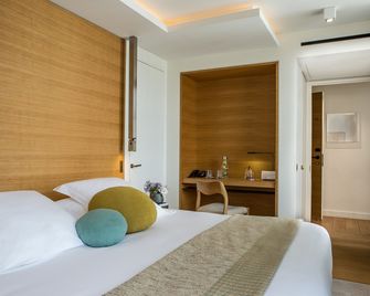 Hotel Marignan Champs-Elysées - Paris