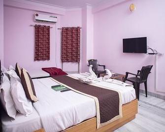 Hotel Dimple International - Udaipur - Camera da letto