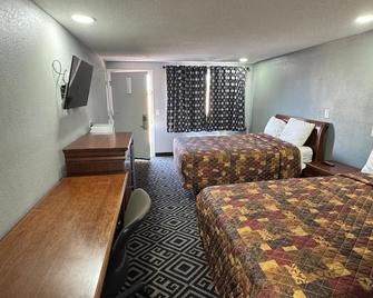 Budgetel Inn & Suites - Columbus
