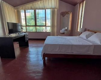 Hotel Los Ebanos - Piura - Habitación