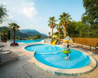Weekend Glamping Resort - San Felice del Benaco - Piscine