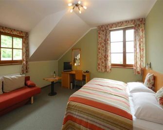 Hotel Galant Mikulov - Mikulov - Bedroom