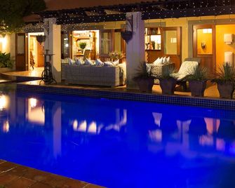 Opikopi Guest House - Pretoria - Piscina