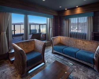 Wat Hotel & Spa Hida Takayama - Takayama - Sala de estar