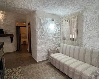 Cuevas el Atochal Orígenes - Gor - Sala de estar