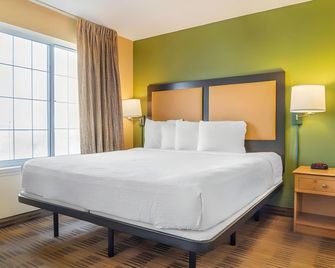 Extended Stay America Suites - Auburn Hills - University Drive - Auburn Hills - Bedroom