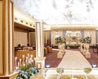Royal Palm Hotel & Conference Center Cengkareng - Jakarta - Banquet hall
