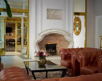 Hotel Bologna - Prague - Lounge