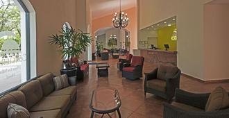 Concierge Plaza la Villa - Colima - Lobby