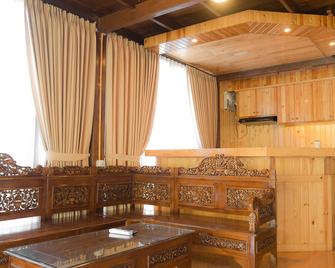 Lembah Indah Resort - Malang - Lounge