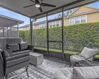 Upscale 3/2 Townhome | King Bed | Patio | Wifi - Winter Park - Patio