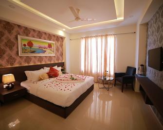 Prabhaa Grand Inn - Vellore - Bedroom
