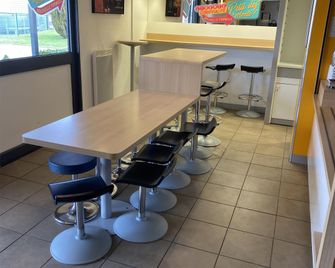 Hotelf1 Verdun - Verdun - Salle à manger