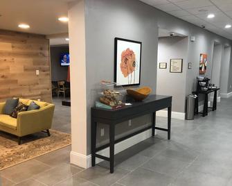 Country Inn & Suites by Radisson New Orleans - New Orleans - Lobby