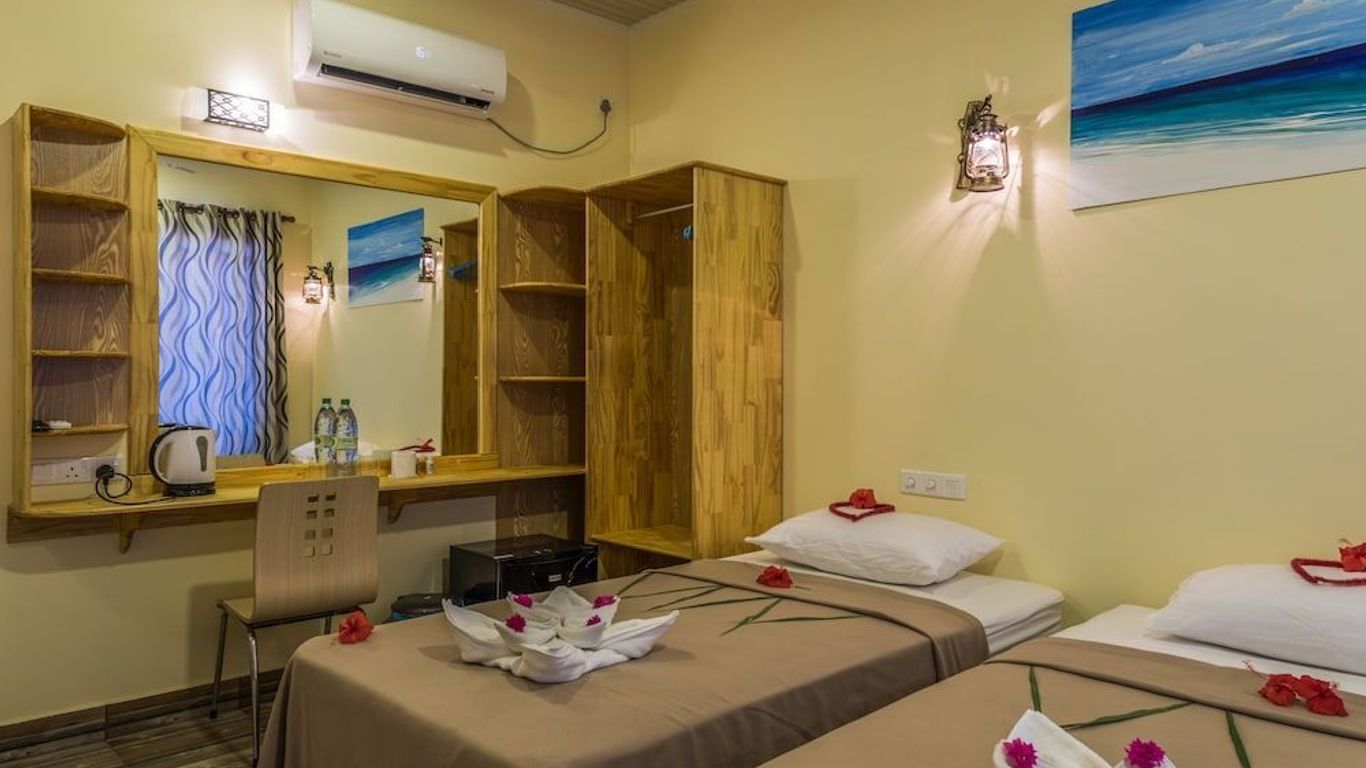 Relax Residence Thoddoo Maldives