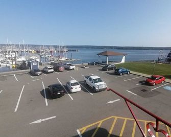 Digby Sailboat Suites - Digby - Balcone