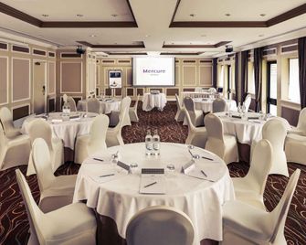Mercure Livingston Hotel - Livingston - Banquet hall