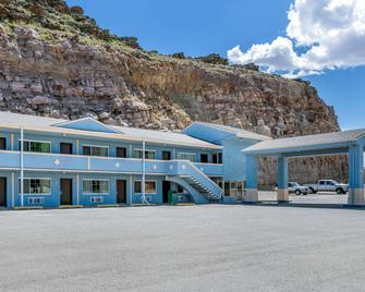Rodeway Inn - Rawlins - Rakennus