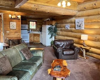 Snow Hill - Secluded W/ Mountain Views 2 Bedroom Cabin by Heavenly Views Resort - Gatlinburg - Sala de estar