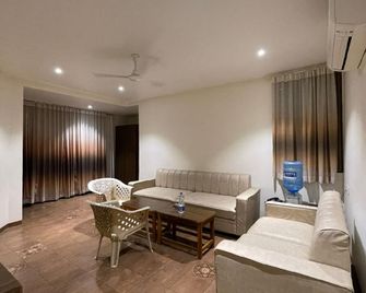 Hotel Sudarshan Palace - Latur - Lounge