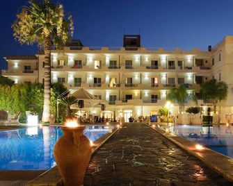 Hotel Club Kennedy - Roccella Ionica - Gebouw
